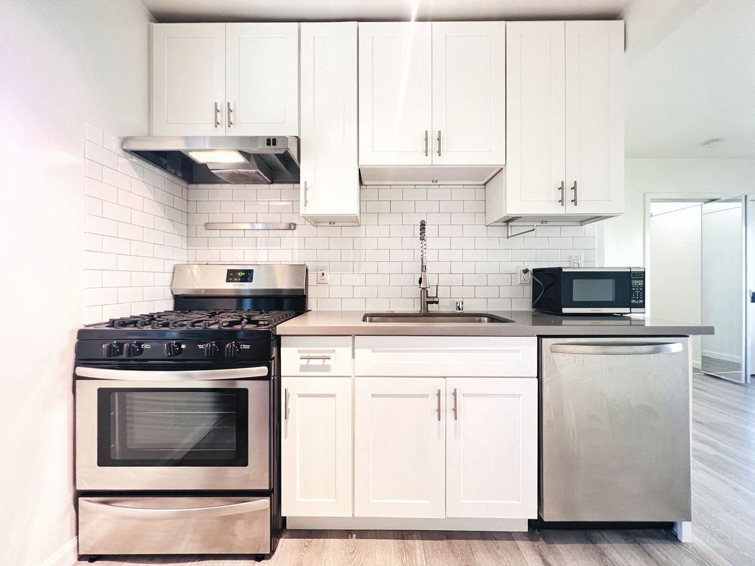 Building Photo - 5525 Harold Way