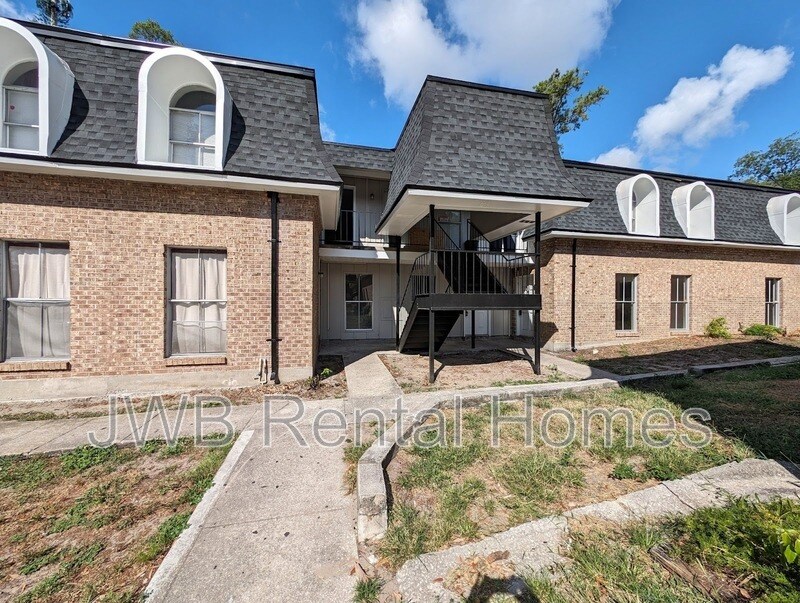 Building Photo - 7201 Arlington Expy