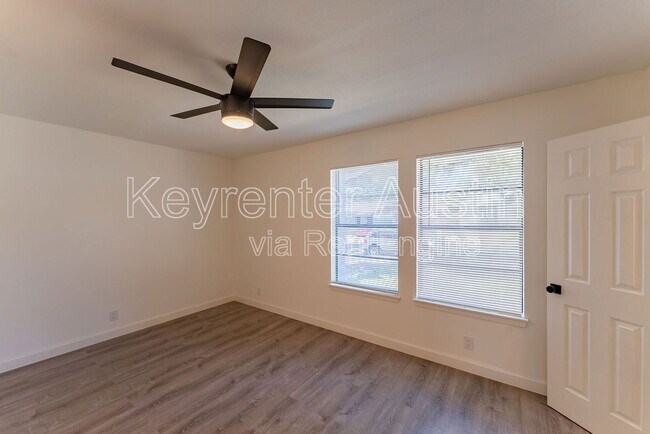 Building Photo - 9409 Meadow Vale
