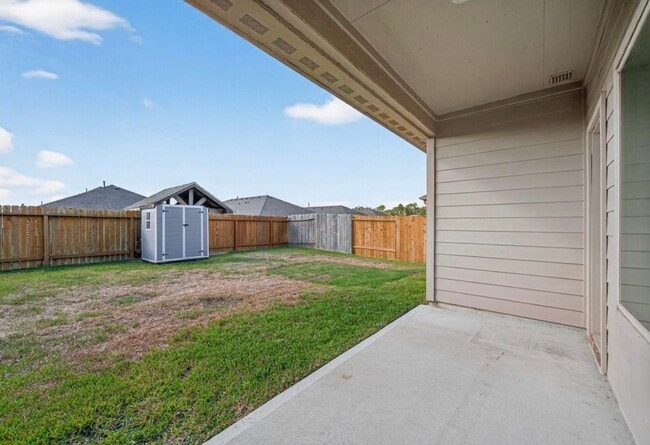 Building Photo - 21170 Alder Oaks Dr