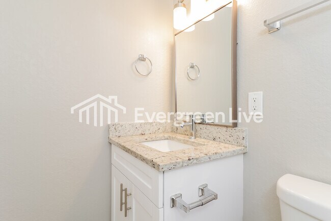 Building Photo - 7137 Gulf Highlands Dr