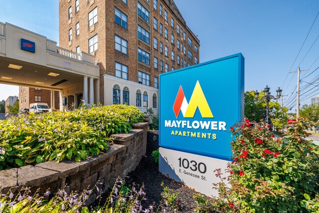 Building Photo - Mayflower Apartments