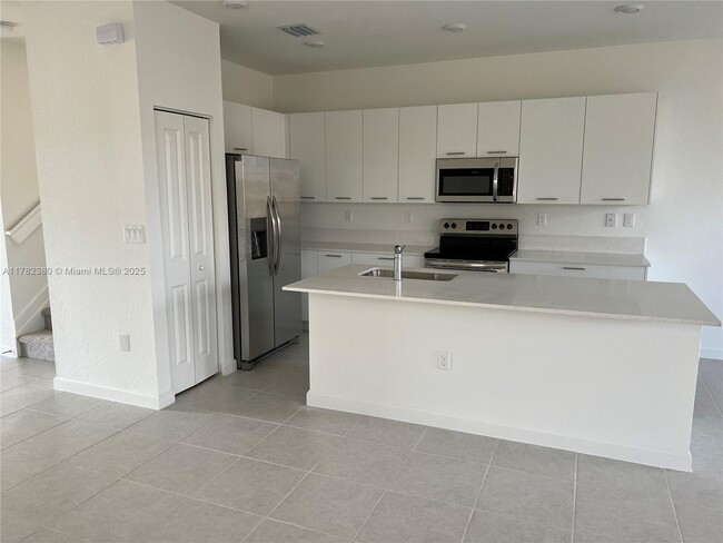 Building Photo - 2303 NW 131st Cir