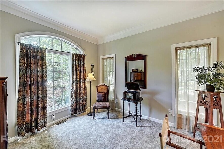 Building Photo - 2427 Mt Isle Harbor Dr