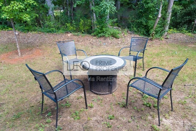 Building Photo - 2715 Sarazen Ct