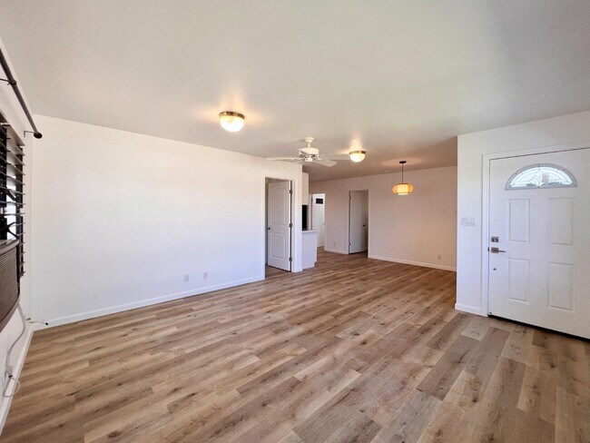 Building Photo - 1508 Farrington St