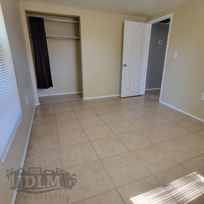 Building Photo - 3810 N 56th St