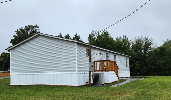 Building Photo - 1401 14th St