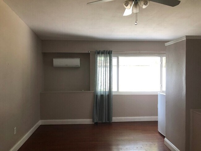Building Photo - ** Move in Special $500 off your first months rent** WONDERFUL 4 Bedroom/3 Bathroom Home in the M...