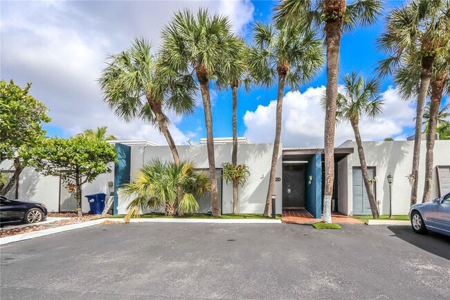 Building Photo - 16424 Briar Patch Pl