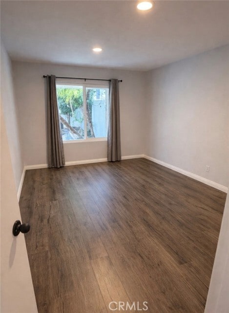 Building Photo - 4 Pineoak