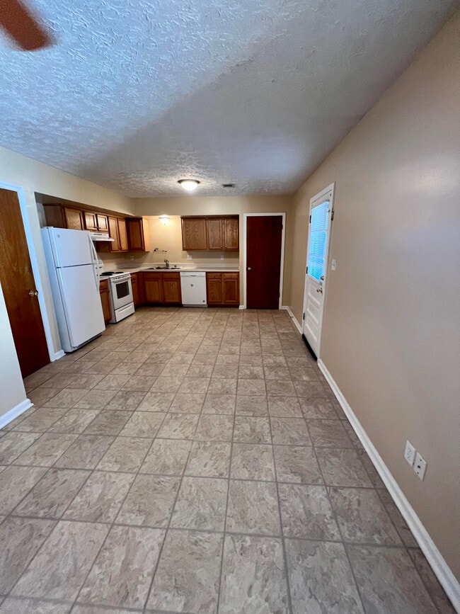 Building Photo - 3327 Wood Valley Ct