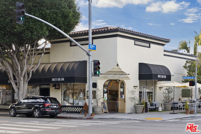 Building Photo - 830 17th St