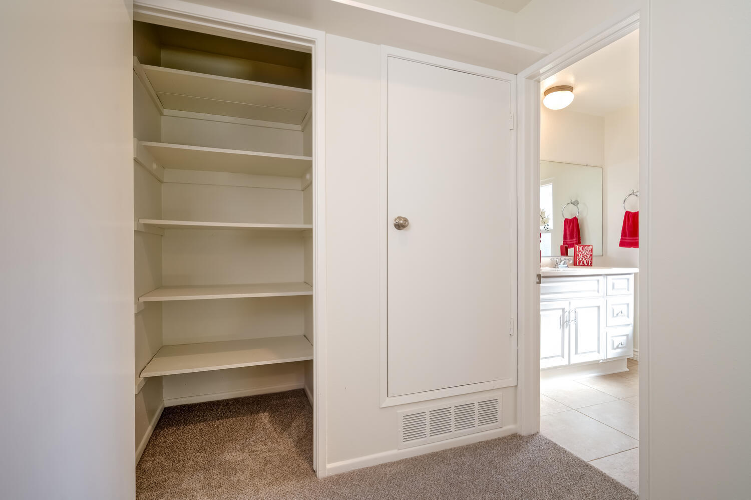 Building Photo - 30747 Calle Chueca