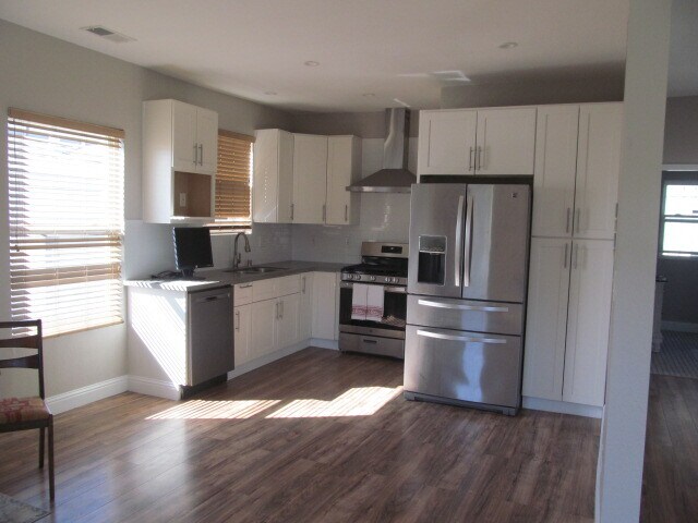 Building Photo - 2807 Filbert St