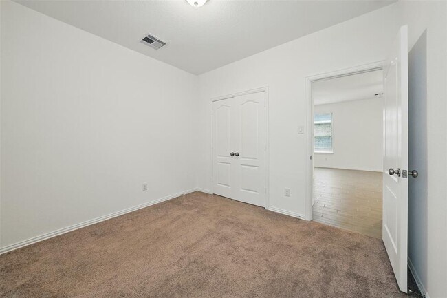 Building Photo - 31335 Horseshoe Meadow Bend Ln
