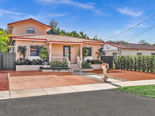 Building Photo - 6460 SW 2nd St