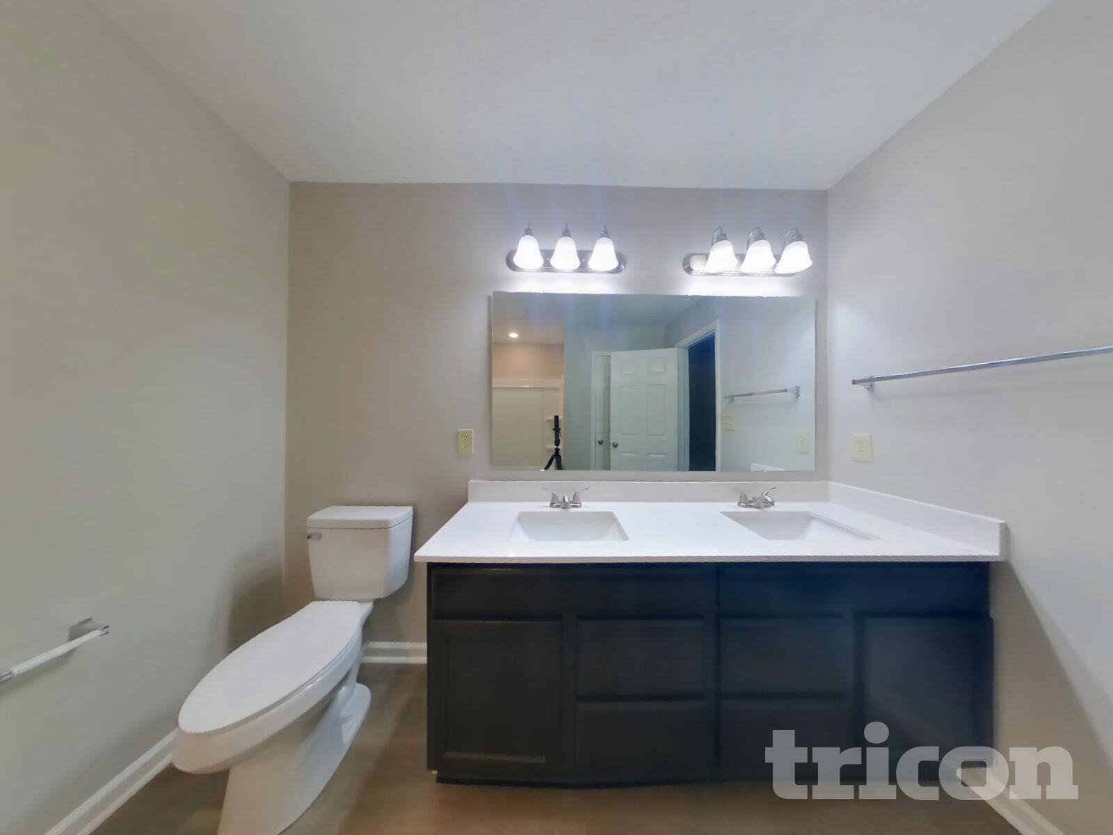 Building Photo - 1228 Saticoy Ct