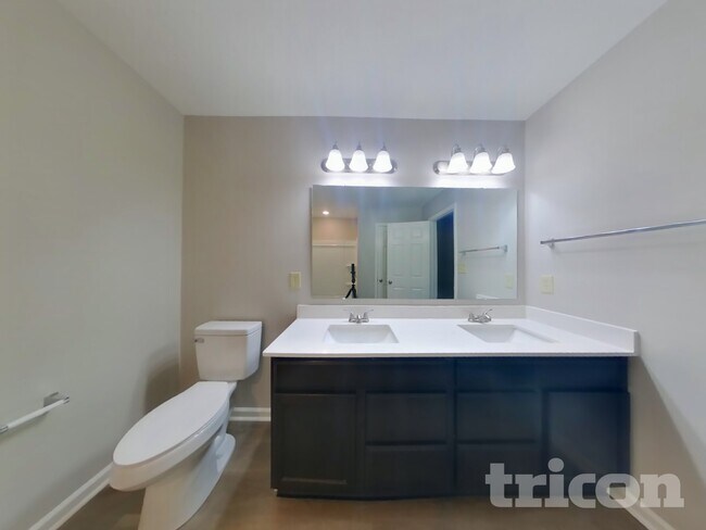 Building Photo - 1228 Saticoy Ct