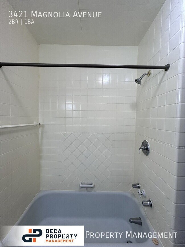 Building Photo - 3421 Magnolia Ave