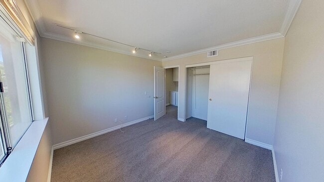 Building Photo - 28542 Cedar Ridge Rd