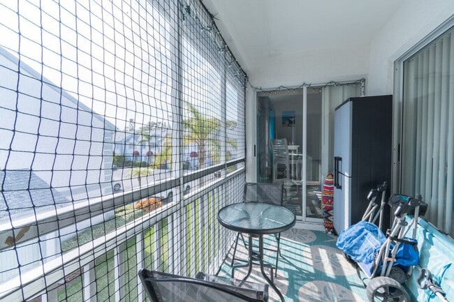 Building Photo - 545 Ocean Park Ln