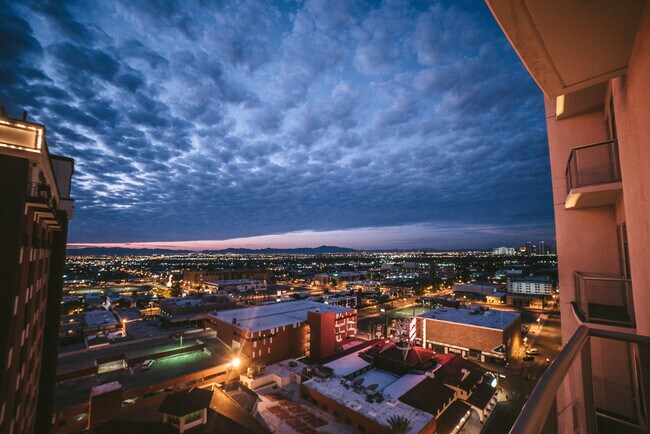Building Photo - 150 Las Vegas Blvd N