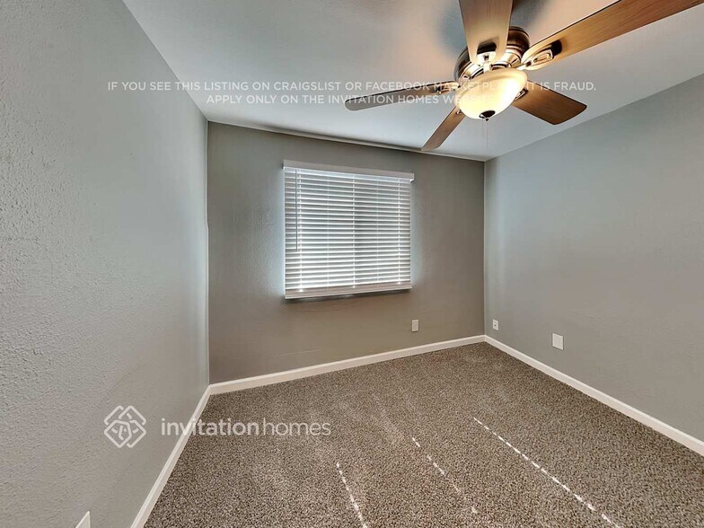 Building Photo - 14430 N 41st Ct