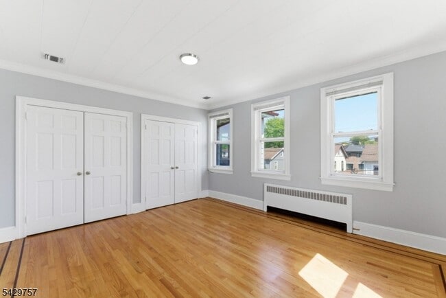 Building Photo - 773 Kingsland Ave