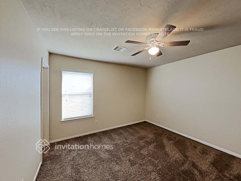 Building Photo - 19147 Canaras Ct