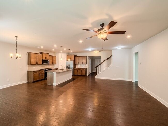 Building Photo - 1586 Maston Rd
