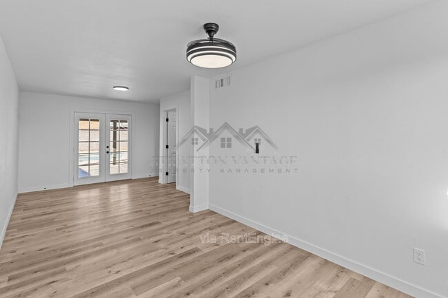 Building Photo - 7428 E Carol Cir