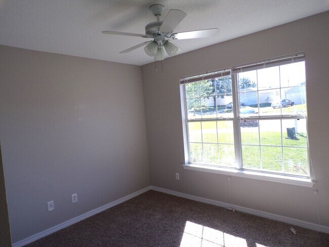 Building Photo - 10608 Wilderness Ln