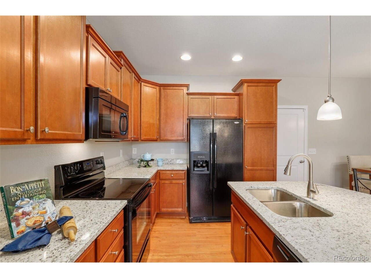 Building Photo - 16213 W 63rd Pl