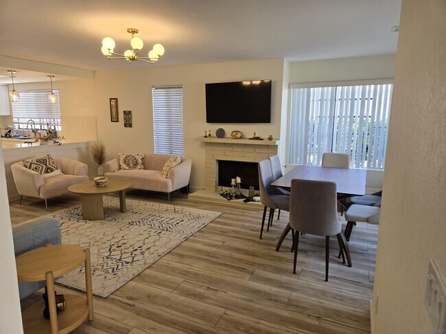 Building Photo - 4064 Crystal Dawn Ln