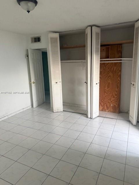 Building Photo - 701 Collins Ave