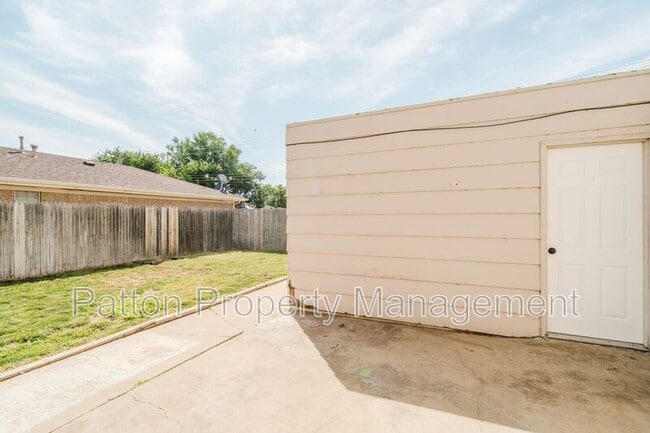 Building Photo - 6127 Belpree Rd