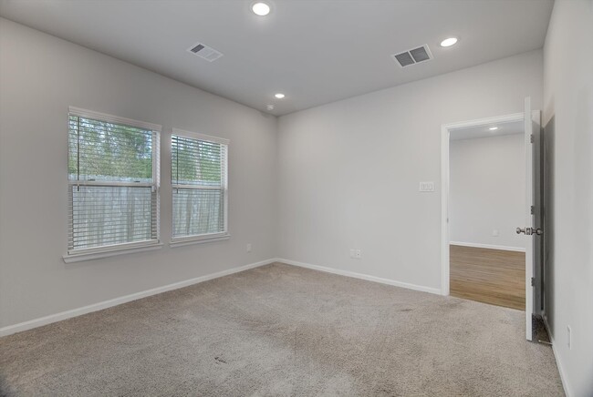 Building Photo - 16517 Opportunity Wy