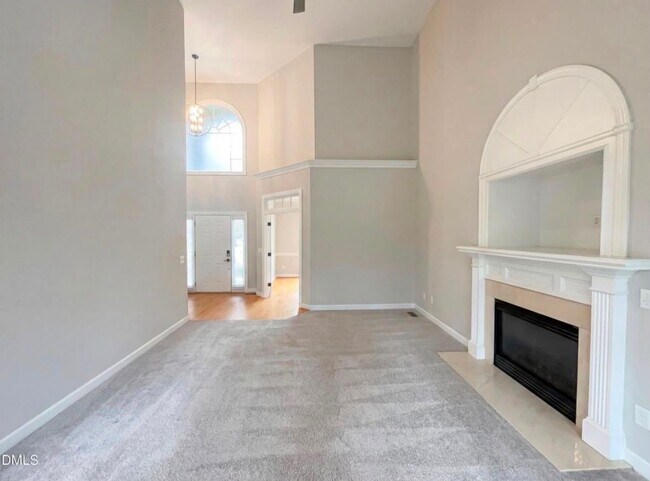 Building Photo - 6609 Mafolie Ct