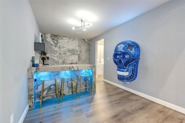 Building Photo - 1815 Longcroft Ln