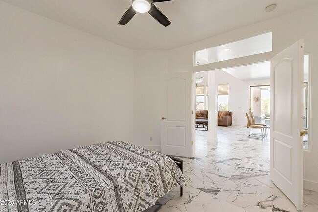 Building Photo - 11525 E Desert Willow Dr