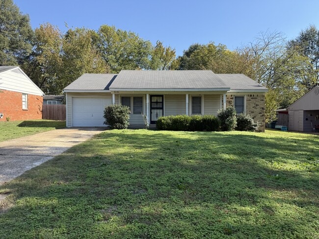 Primary Photo - 8230 Elmbrook Dr