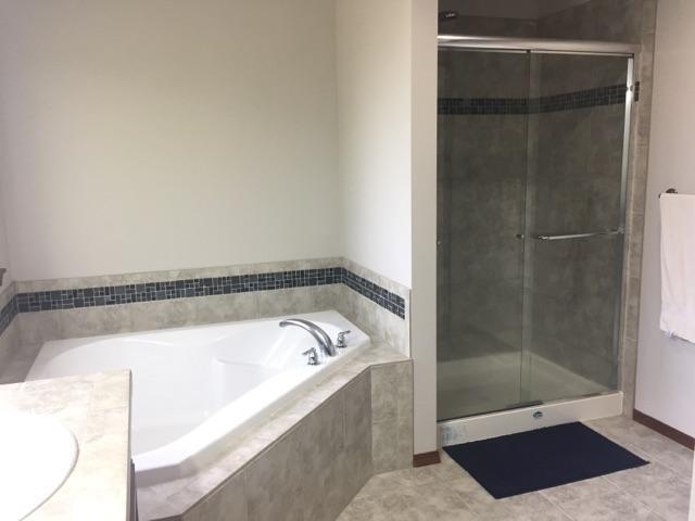 Building Photo - Modern Comfort and Space in a Peaceful Bothell Home (reduced Rent until May 1st)