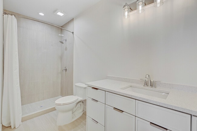 Building Photo - 9201 N Milwaukee Ave