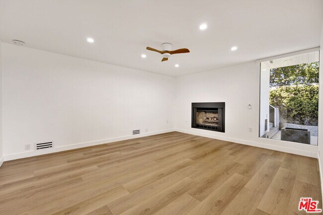 Building Photo - 4051 Weslin Ave