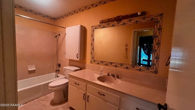 Building Photo - 119 Gayle Dr