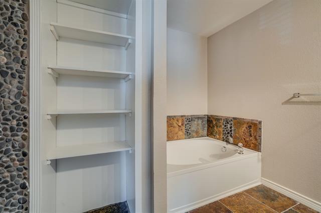 Building Photo - 2032 Peregrine Ct