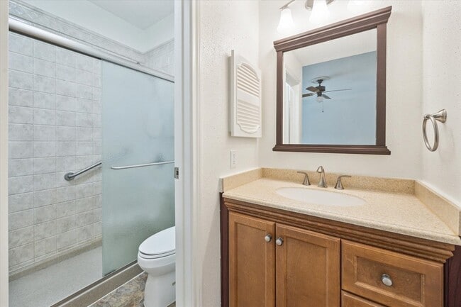 Building Photo - 11711 Memorial Dr