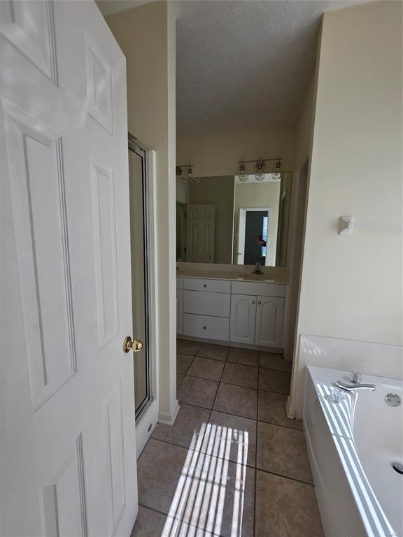 Building Photo - 9400 Bristlecone Dr