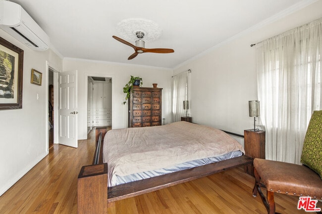 Building Photo - 4458 Dundee Dr